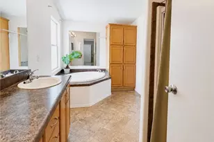 27361 Sierra Hwy, Canyon Country, CA 91351 - Photo 15