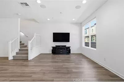 101 Red Brick Drive #1, Simi Valley, CA 93065 - Photo 11