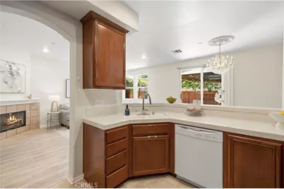 8541 Thunderbird, North Hills, CA 91343 - Photo 9