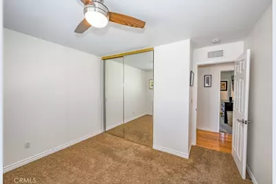 27461 Garza, Saugus, CA 91350 - Photo 17