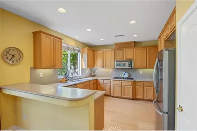 22020 Superior Court, Saugus, CA 91390 - Photo 11