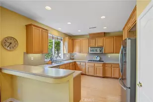 22020 Superior Ct, Saugus, CA 91390 - Photo 11