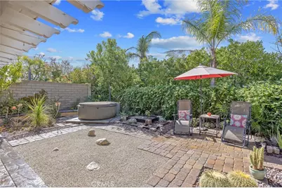 22020 Superior Court, Saugus, CA 91390 - Photo 41