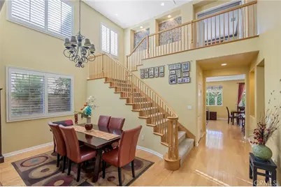 22020 Superior Court, Saugus, CA 91390 - Photo 11