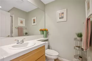 22020 Superior Ct, Saugus, CA 91390 - Photo 23