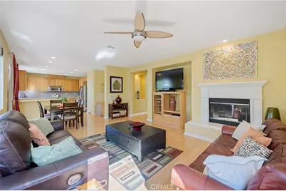 22020 Superior Court, Saugus, CA 91390 - Photo 21