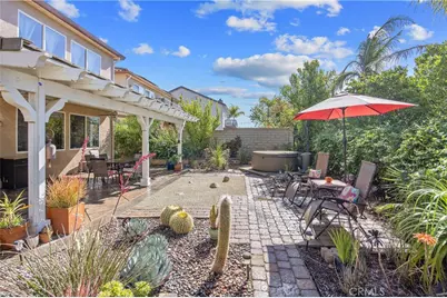 22020 Superior Court, Saugus, CA 91390 - Photo 45