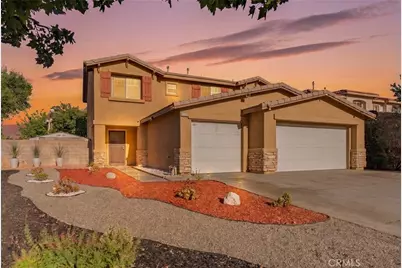 45320 Robinson Dr, Lancaster, CA 93535 - Photo 1
