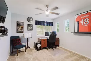 26352 Cardinal Dr, Canyon Country, CA 91387 - Photo 17