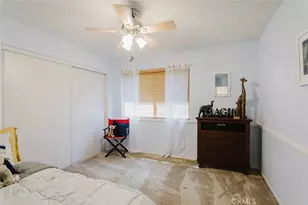 26352 Cardinal Dr, Canyon Country, CA 91387 - Photo 23