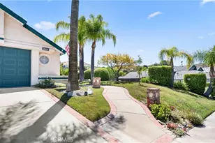 28924 Raintree Ln, Saugus, CA 91390 - Photo 39