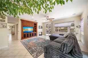 28618 Gabrial Pl, Saugus, CA 91390 - Photo 13