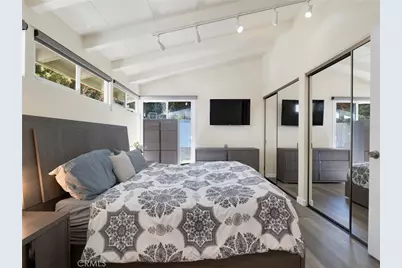 6213 Lubao, Woodland Hills, CA 91367 - Photo 23