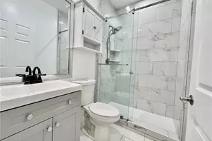 6213 Lubao, Woodland Hills, CA 91367 - Photo 47