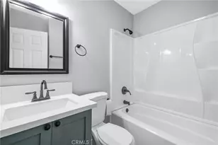 833 W 98th, Los Angeles, CA 90044 - Photo 15