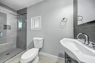 833 W 98th, Los Angeles, CA 90044 - Photo 11