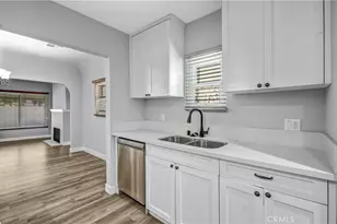 833 W 98th, Los Angeles, CA 90044 - Photo 17