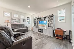 2402 Conroy Ave, Camarillo, CA 93012 - Photo 45