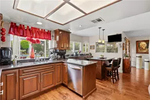 6325 Yolanda, Tarzana, CA 91335 - Photo 23