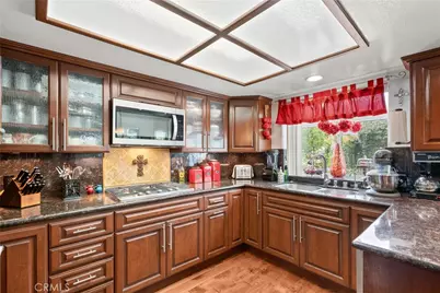 6325 Yolanda, Tarzana, CA 91335 - Photo 23
