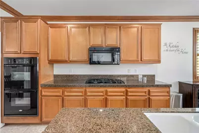 1718 E Whitlatch, Lancaster, CA 93535 - Photo 17