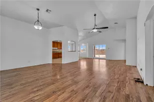 21741 Ives Ct, California City, CA 93505 - Photo 5