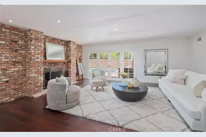 18056 Lake Encino, Encino, CA 91316 - Photo 3