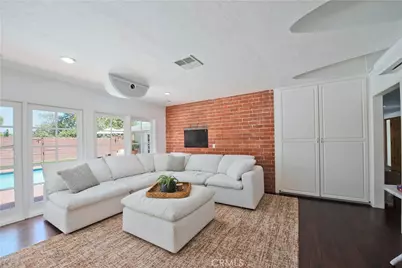 18056 Lake Encino, Encino, CA 91316 - Photo 11