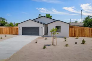 8837 Holly, California City, CA 93505 - Photo 33