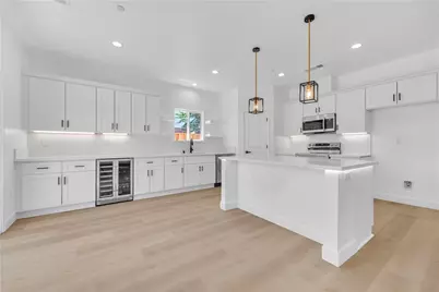 8837 Holly, California City, CA 93505 - Photo 21
