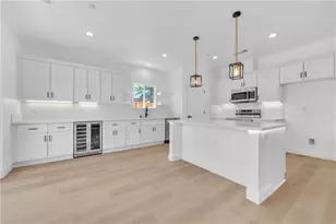 8837 Holly, California City, CA 93505 - Photo 21