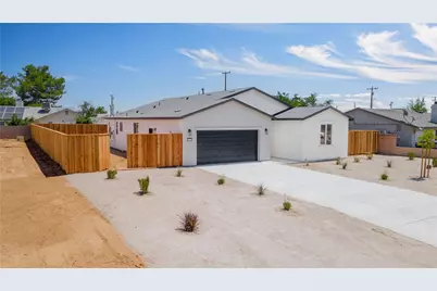 8837 Holly, California City, CA 93505 - Photo 31
