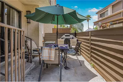 10009 Topanga Canyon Boulevard #5, Chatsworth, CA 91311 - Photo 15