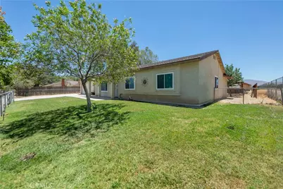 9742 E Avenue R8, Littlerock, CA 93543 - Photo 31
