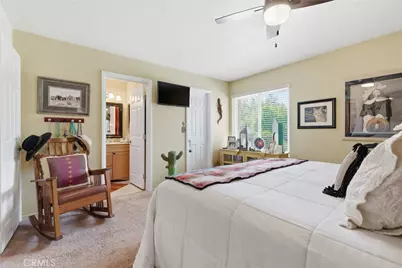 20002 Avenue Of The Oaks, Newhall, CA 91321 - Photo 19