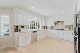 29049 Acanthus Ct, Agoura Hills, CA 91301 - Photo 17