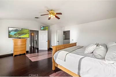 30479 Mallorca Pl, Castaic, CA 91384 - Photo 53