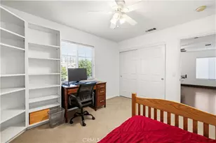 30479 Mallorca Pl, Castaic, CA 91384 - Photo 43