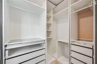 14718 Marie Ln, Van Nuys, CA 91405 - Photo 11