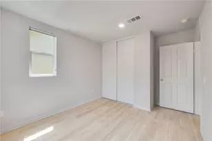 14718 Marie Ln, Van Nuys, CA 91405 - Photo 19
