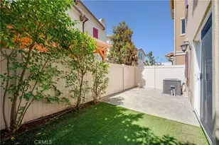 14718 Marie Ln, Van Nuys, CA 91405 - Photo 25