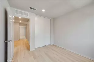 14718 Marie Ln, Van Nuys, CA 91405 - Photo 17