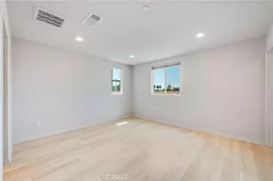 14718 Marie Ln, Van Nuys, CA 91405 - Photo 9