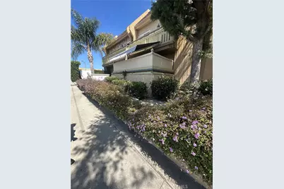 1620 N San Fernando #27, Burbank, CA 91504 - Photo 3