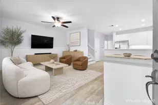 27249 Riverview Ln, Valencia, CA 91354 - Photo 5