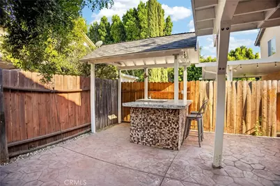 9354 Burnet #105, North Hills, CA 91343 - Photo 27