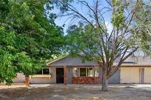 10157 E Ave R 8, Littlerock, CA 93543 - Photo 1