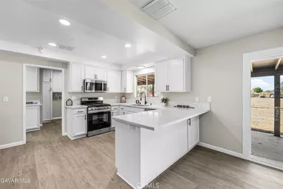 10157 E Avenue R8, Littlerock, CA 93543 - Photo 17