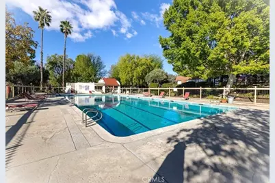 22304 Devonshire Street #4, Chatsworth, CA 91311 - Photo 31