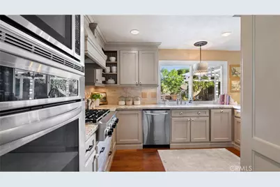 23910 Plaza Gavilan, Valencia, CA 91355 - Photo 19